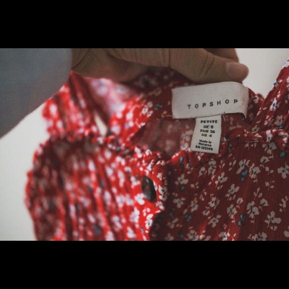 Double slit vintage looking flower print dress - Picture 2 of 5